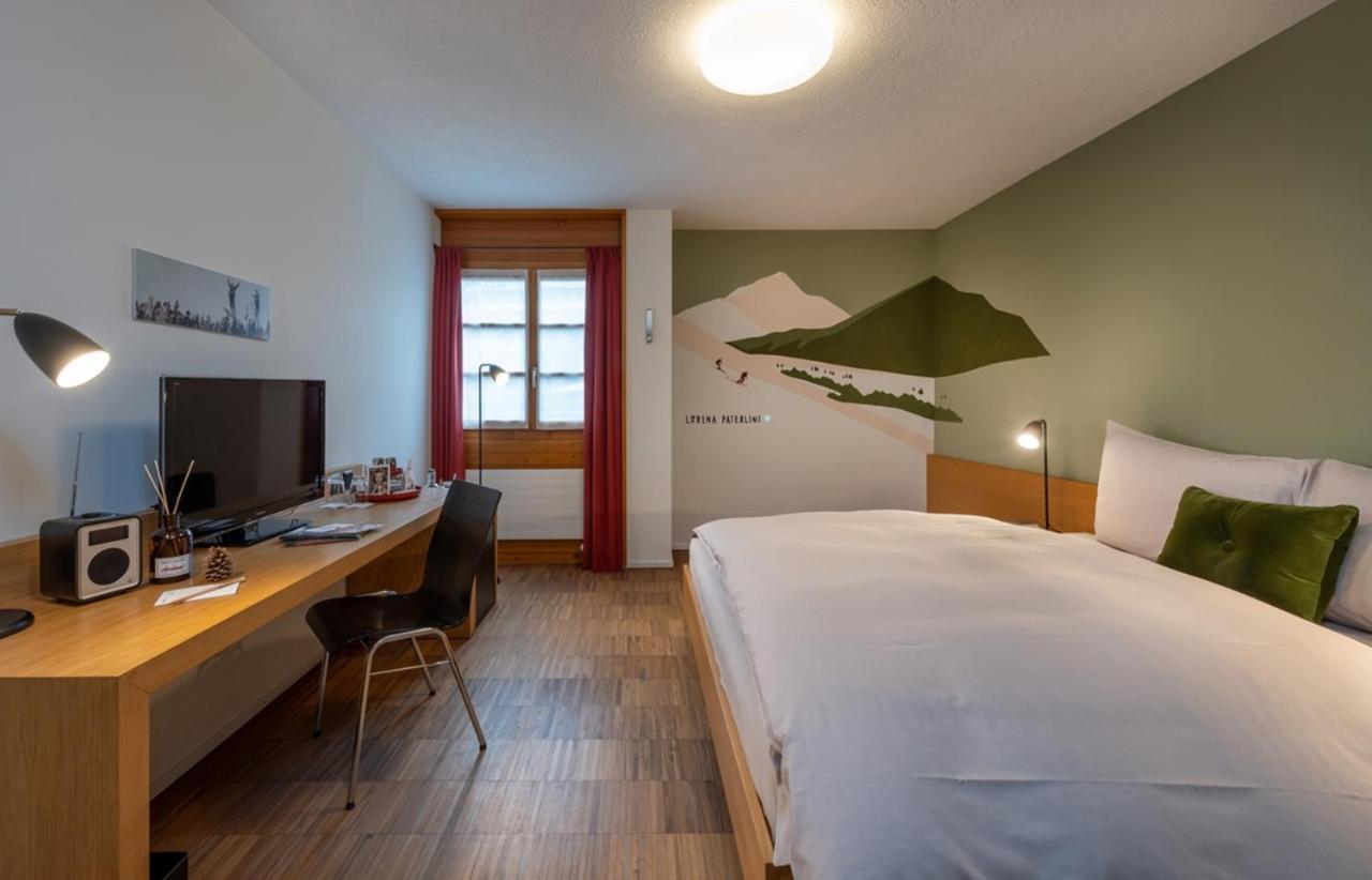 Schweizerhof Hotel 4*